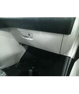 TOWN COUN 2014 Glove Box 104470832 - €83,25 EUR