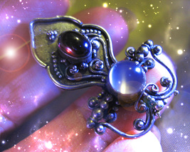 Haunted amulet thumb200