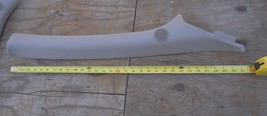 2002-2005 Nissan Altima S &gt;&lt; Windshield Front Pillar &gt;&lt; Right Side - $21.74