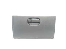 1997 98 99 00 01 02 03 04 05 2006 Jeep Wrangler OEM Glove Box Assembly  - $752.86 MXN