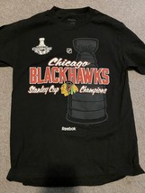 Reebok Blackhawks Mens small Short Sleeve T-Shirt 2013 Stanley Cup Champ... - £7.78 GBP