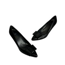 stuart weitzman black patent leather bow closed toe heels Size 9.5 N - $29.69