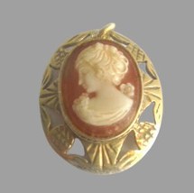 GOLD CAMEO pendant charm with engraved woman face in gold 335 and SHELL for neck - £61.70 GBP