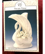 Porcelain Bisque Ivory Color Swan Bud Vase 5.5” - $20.16 CAD