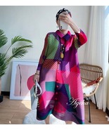 Women&#39;s Ageha Pop Art Stripe Shirt Pleat Dress (Premium) - £64.48 GBP