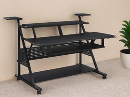67" Black Music Desk - $15,506.44 MXN
