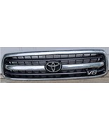 Used 2001 to 2004 Toyota Sequoia Front Upper Grill Grille OEM - $203.93 CAD