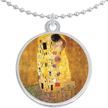 Gustav Klimt The Kiss Round Pendant Necklace Beautiful Fashion Jewelry - £8.60 GBP