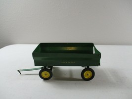 Vintage 1/16th John Deere Flare Box Wagon Grain Trailer Toy GREEN/YELLOW - £19.46 GBP