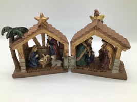 Vintage Hinged Nativity Scene Stable Figurine 4” Tall Holy Family Wise Men - $463.64 MXN