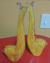 Two Art Glass Giraffes 8.5+ yellow orange red confetti figurine paperweight - $285.00 MXN