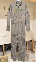 GENUINE US AIR FORCE GREEN NOMEX FIRE RESISTANT FLIGHT SUIT CWU-27/P - 36L. - $50.00