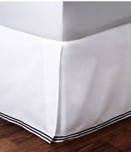 Hudson Park Italian Percale Bedskirt - $938.55 MXN