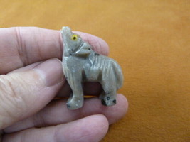 (Y-WOL-21) Gray White Wolf Coyote Wild Dog Carving Soapstone Stone Peru Figurine - £6.84 GBP