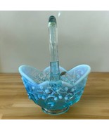 Vtg Fenton Glass Lily Of The Valley Aqua Blue Opalescent Handled Basket ... - €40,55 EUR