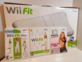 Wii RVL-021 Balance Board With Wii fit Plus / Wii Fit  / 10 min. Solution Games - £22.92 GBP