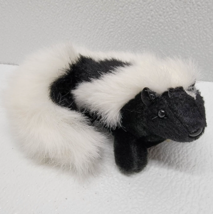 Folkmanis Plush Mini Skunk Finger Puppet Forest Animals Plush Pretend Pl... - $147.93 MXN