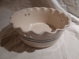 CLAY PEN USA CASSEROLE POTTERY BOWL BLUE DOUBLE LINES SCALLOPED RUFFLED RIM - £15.15 GBP