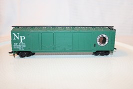 HO Scale AHM, 50&#39; Box Car, Northern Pacific, Green, #8130 Built - £19.98 GBP