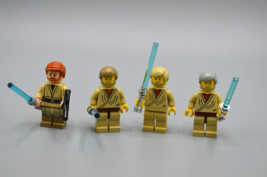LEGO Star Wars Minifigures Obi-Wan Kenobi Lot of 4 w/ Blue Lightsaber SW... - £30.88 GBP