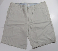 Gap Mens Y2K Relaxed Flat Front Khaki Shorts Beige Size 40 NWT - $468.17 MXN