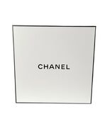 Chanel Gift Box  White With Fill, Tissue Paper, Ribbon 11x11x5 - $363.21 MXN