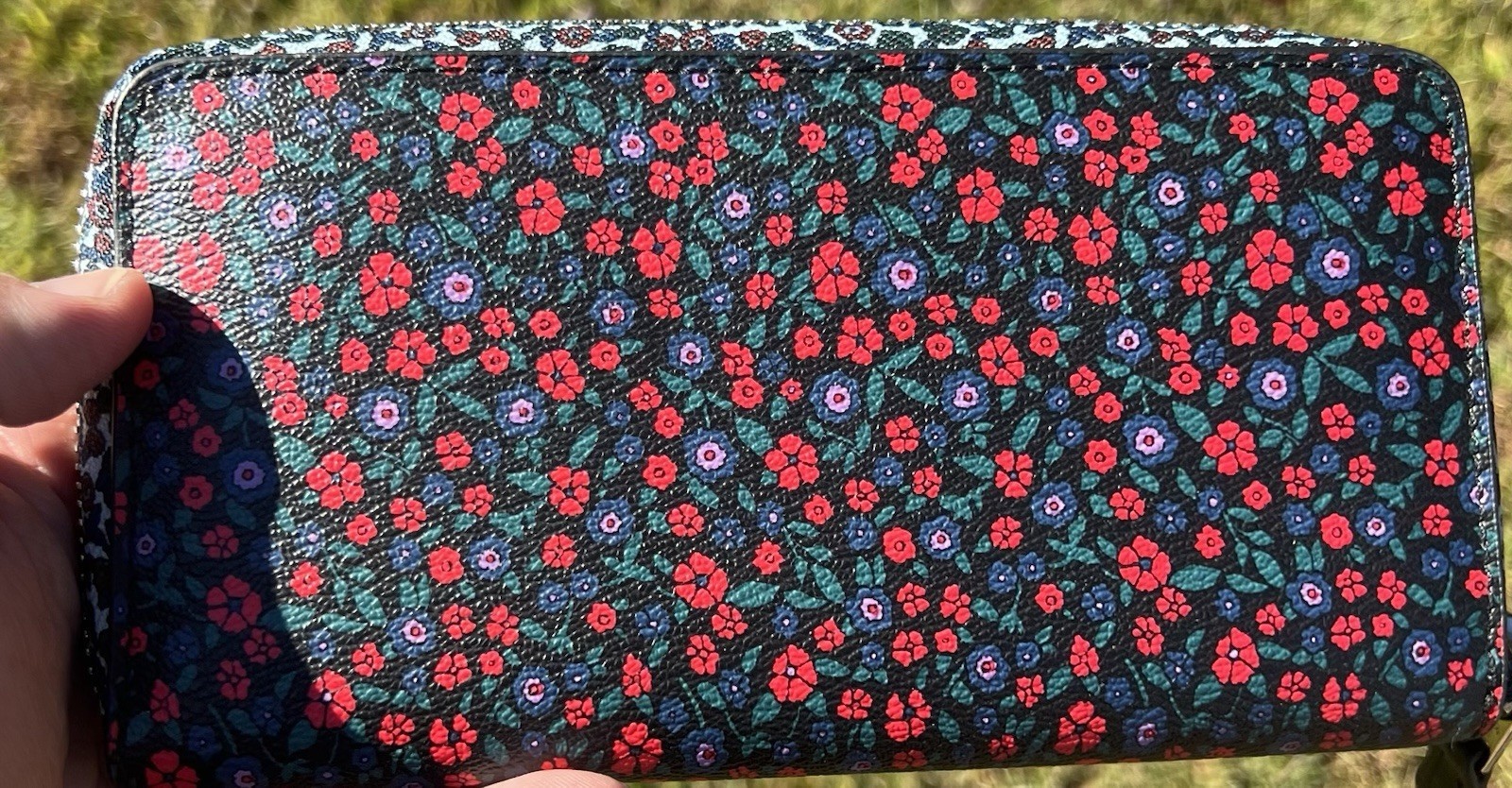COACH Accordion Zip Wallet Black With Floral Print EUC F59066 Item image 3