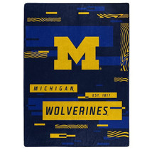 Michigan Wolverines 60&quot; by 80&quot; Twin Size Digitize Raschel Blanket - NCAA - £38.35 GBP
