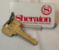 Vtg Sheraton Hotel Key Fob Room 509 Motor Inn Altoona R.D. #2 Box 520 Al... - $29.65