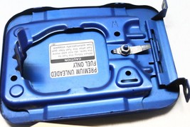 2002-2007 SUBARU IMPREZA WRX WAGON EXTERIOR FUEL GAS LID DOOR P6025 image 6