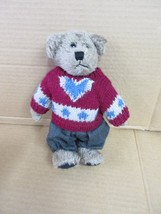NOS Boyds Bears Freddy Beanberger Heart Sweater Plush Jointed Bear  B68 E* - £20.94 GBP