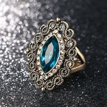 Fashion Vintage Wedding Rings For Women Antique Gold Color White Crystal Ring Ch - £5.46 GBP