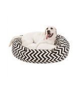 MajesticPet 40 in. Zig Zag Sherpa Donut Pet Bed Black - $159.05 CAD