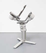 DJI RS 4 Mini 3-Axis Gimbal Stabilizer CP.RN.00000442.01 - Gray image 5