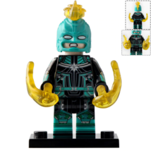 Captain Marvel (Starforce Suit) with helmet Marvel Superhero Minifigures - £2.47 GBP