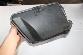 03-06 w211 MERCEDES E350 E320 FRONT LEFT ENGINE ROOM ECU FUSE BOX CASE M1333 image 3