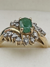 Vtg Ladies Green Jade Stone &amp; Diamond 10K Yellow Gold Ring 3.2G Size 6-1/4 - £185.46 GBP