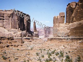 1970 Arches National Park Canyon Towers Utah Kodachrome 35mm Slide - £4.35 GBP