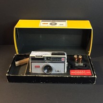 Vintage Kodak Camera Instamatic 100 Outfit NOT TESTED - £8.43 GBP