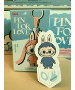LETTER O THE MONSTERS Pin for Love Series-Vinyl Plush Pendant - IN STOCK - €34,23 EUR