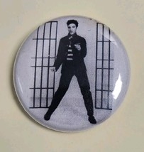 Vtg Elvis Presley King Of Rock Pin Back Button 1&quot; Black White - $270.54 MXN