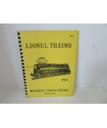 LIONEL TRAINS 1982 MARKET PRICE GUIDE POST WAR EDITION SPIRAL BOUND  W4 - $134.87 MXN