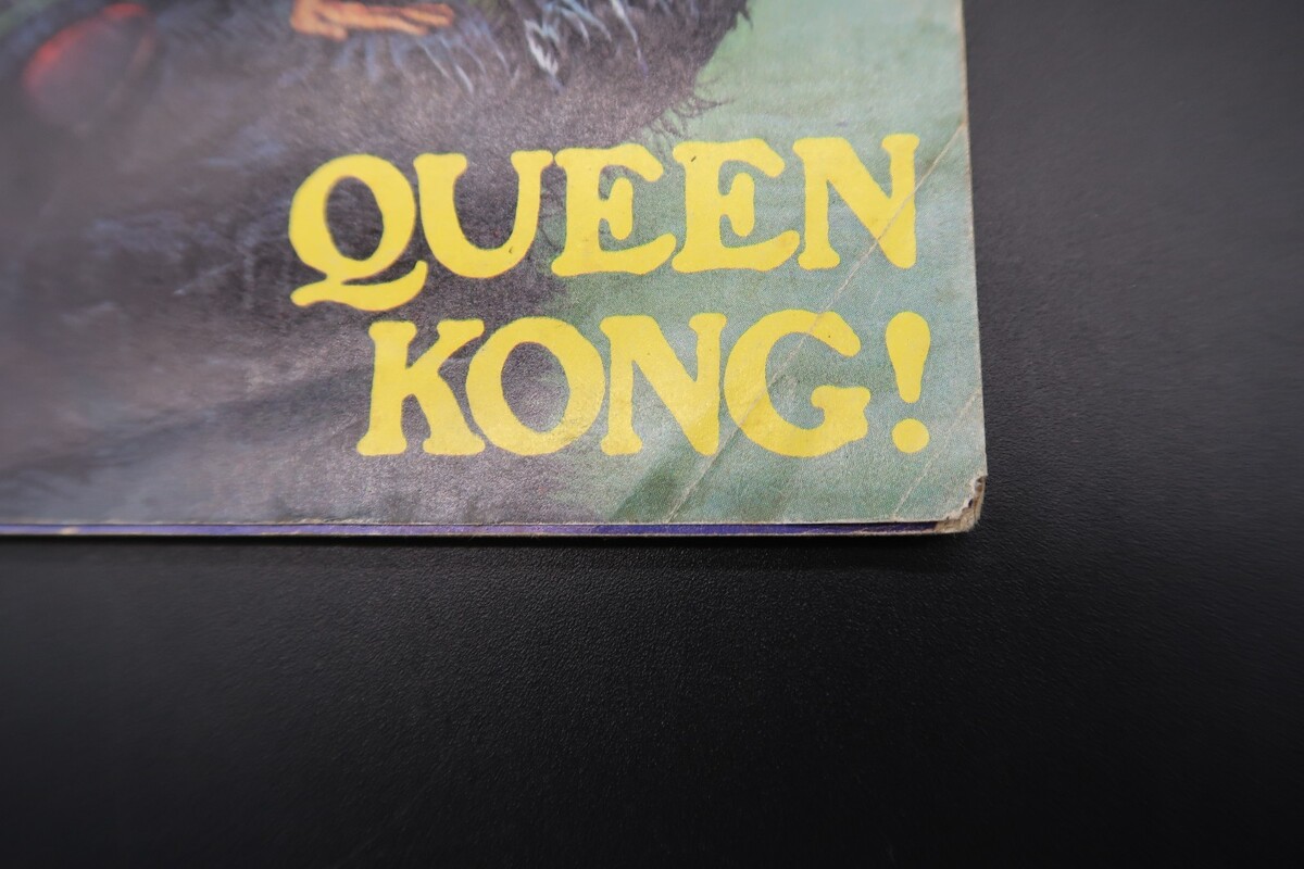 Vtg National Lampoon Magazine May 1977 Newsstand Elton John Schwarzenegger Queen Item image 2