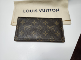 LOUIS VUITTON Monogram Long Bifold Checkbook Wallet &amp; Pouch - $4,697.45 MXN