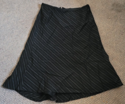 Women's Banana Republic Skirt Black Gray Stripes Size 4 Knee Length Lined - $12.99