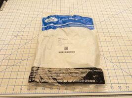 Ford F1EZ-17A605-B Windshield Washer Hose Factory Sealed - $618.53 MXN