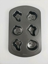 Wilton Non-Stick Halloween 6 Cupcake Pan Ghosts Jack o Lanterns  - $13.00