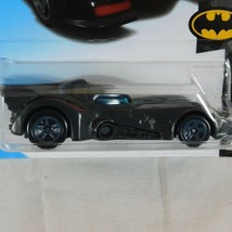 2015 Hot Wheels Batman Batmobile #62 Black Die Cast Toy Car NIB Kids Chr... - £4.75 GBP