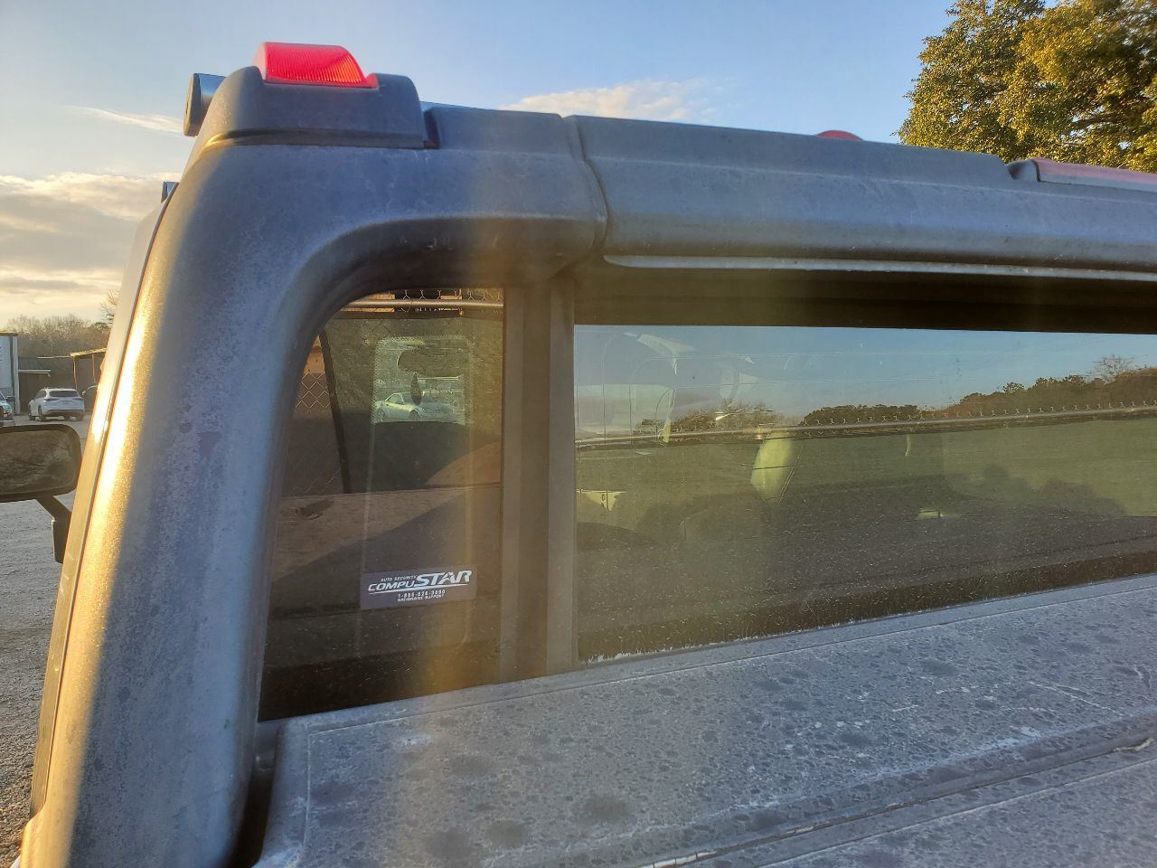 2005 2009 Hummer H2 SUT OEM Driver Left Back Glass  Item image 6