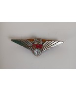 Vintage Stoffel TWA Airlines Wings Plastic Pin Back 2.5&quot; - $178.32 MXN
